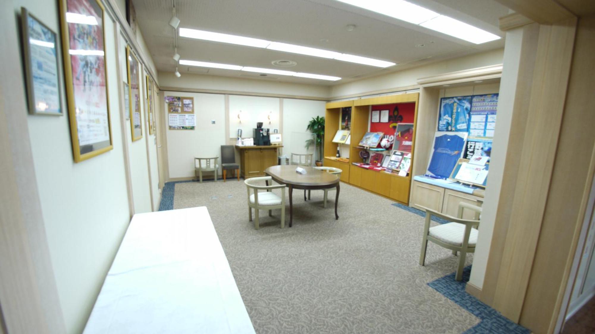 Route Inn Grantia Komatsu Airport Екстериор снимка